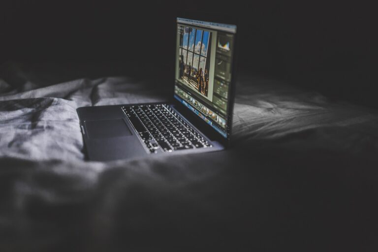 spegnere-il-computer-di-notte